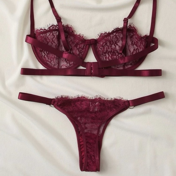 Lingerie Set - Burgundy - Picture 2 of 8
